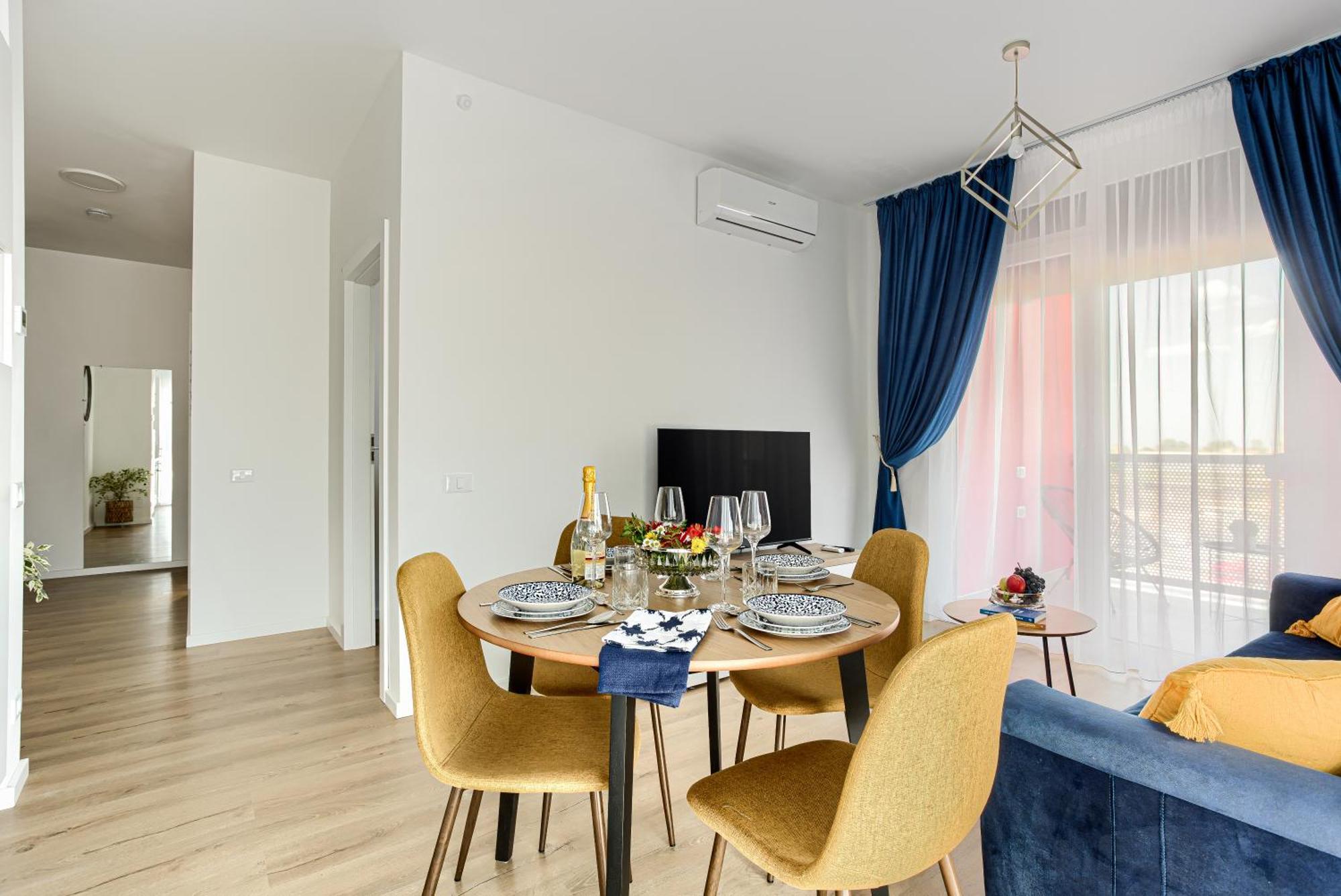 Ari Navy Apartment - High-End Residence 아라드 외부 사진